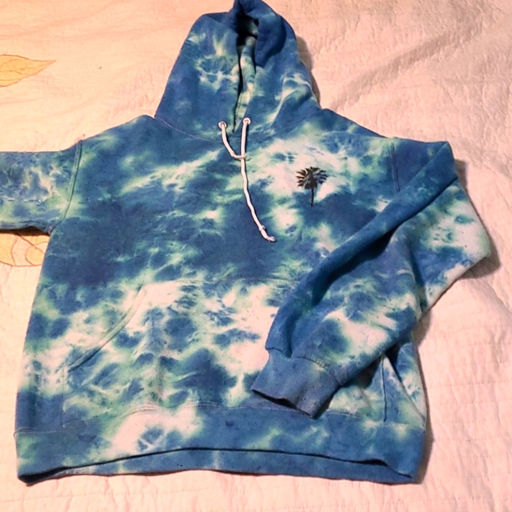 Bowery and co small blue sweatshirt